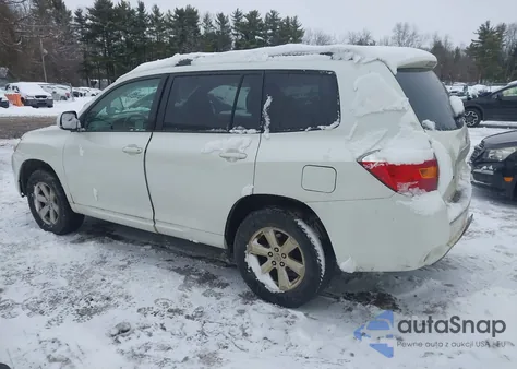 2010 Toyota Highlander Base V6 z USA, uszkodzony, nr VIN JTEBK3EH3A2165691